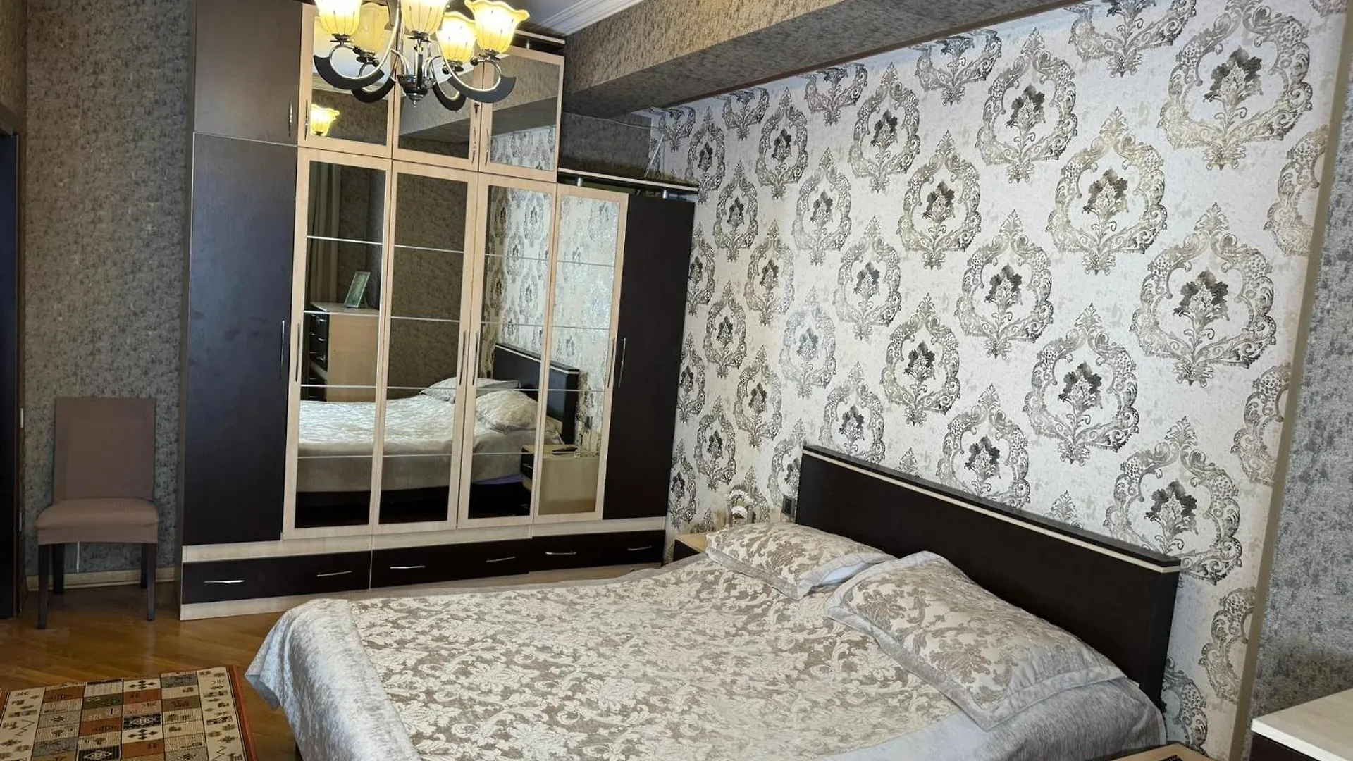Modern And Cozy Apartment In Baku
