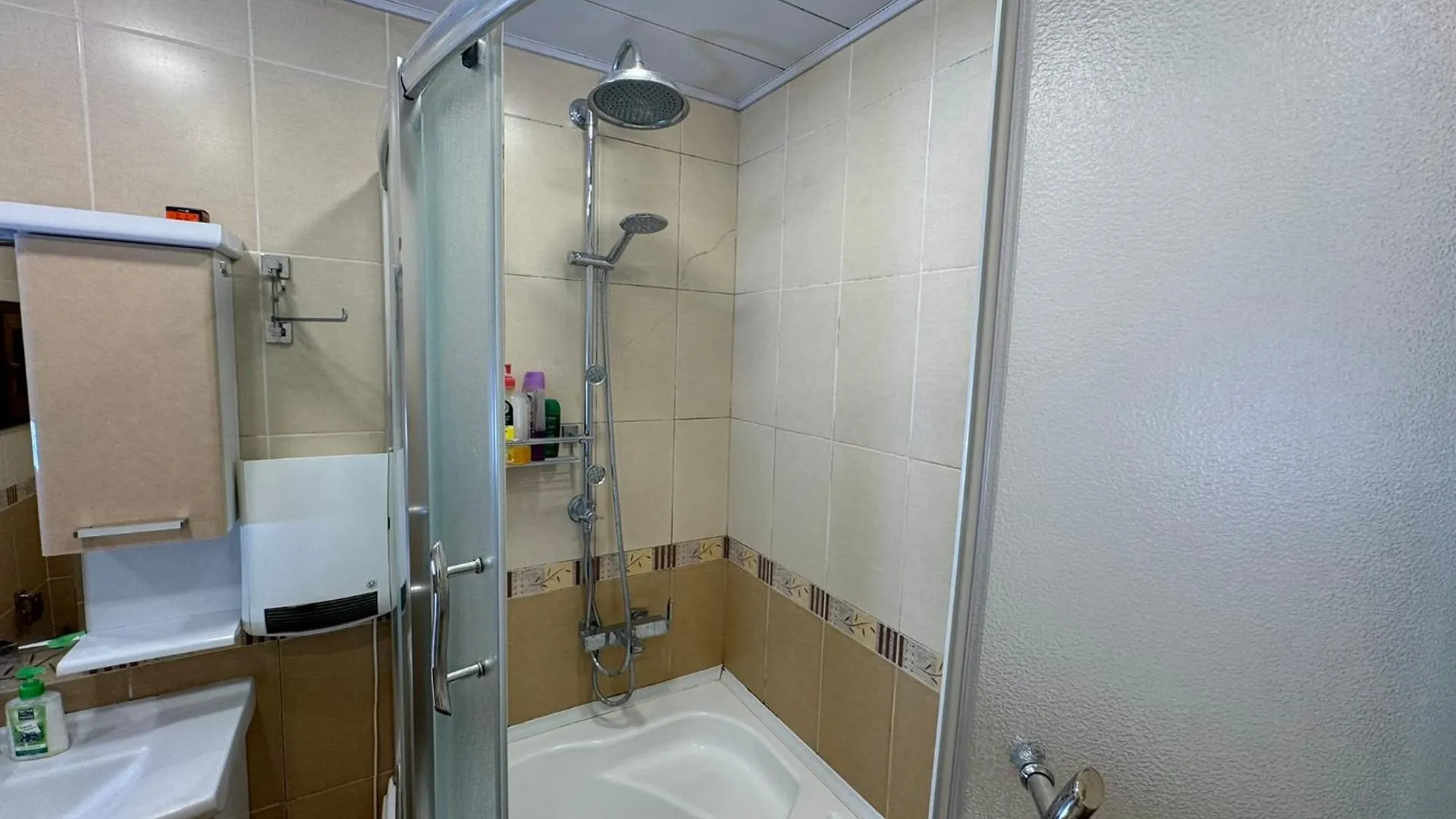 Modern And Cozy Apartment In Baku 0*,